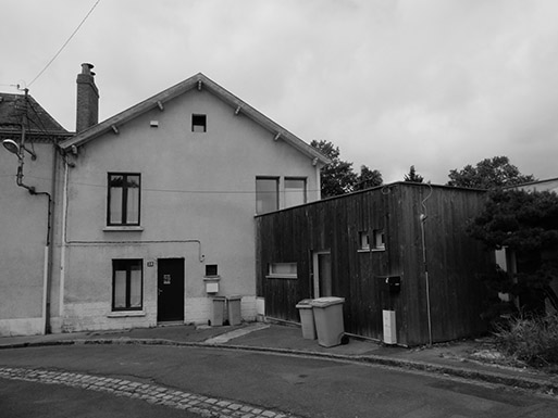 1 4 Maison Sèvre facade rue réalisation